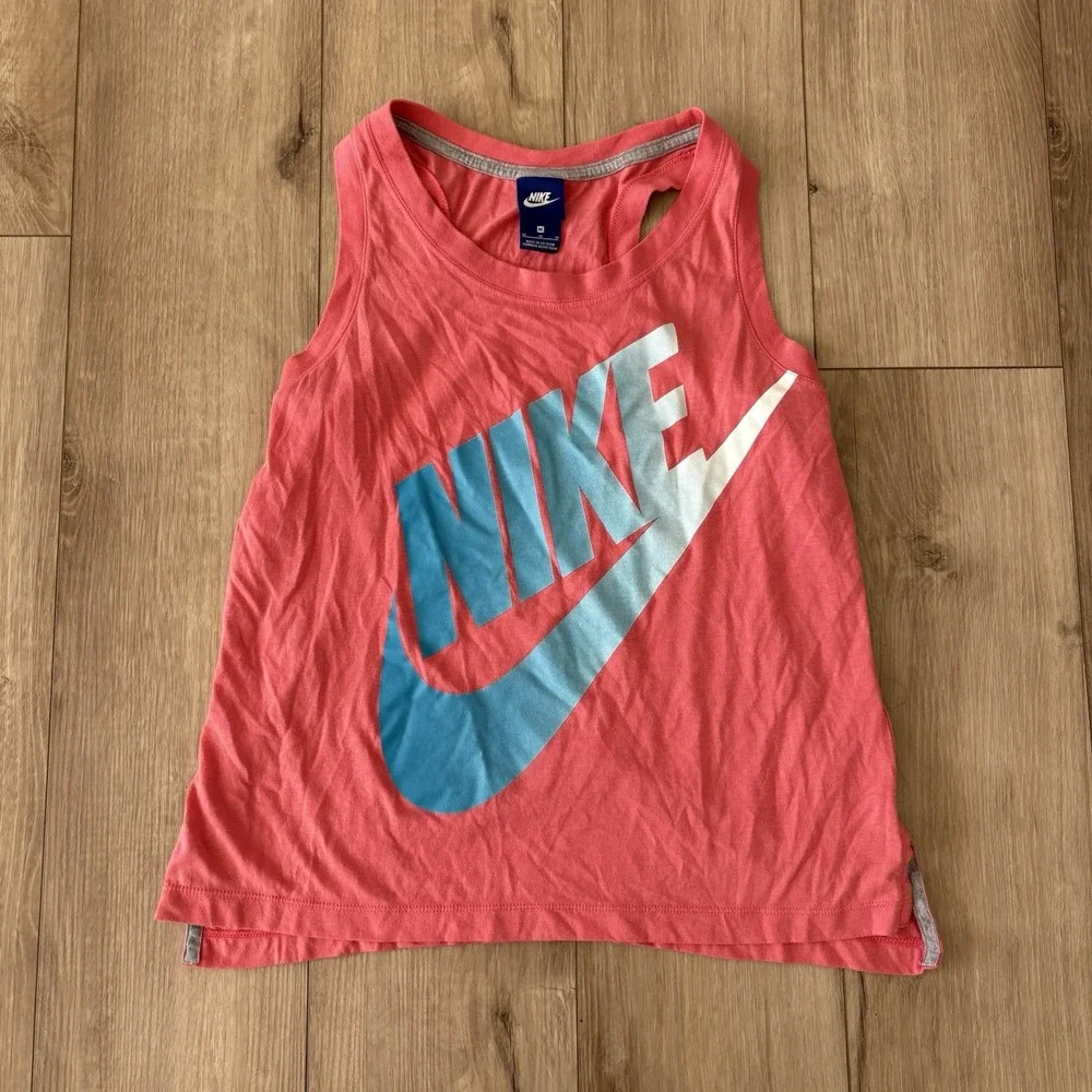 Nike Women's Medium Muscle Cut Off Sleeveless Tank Top Pink